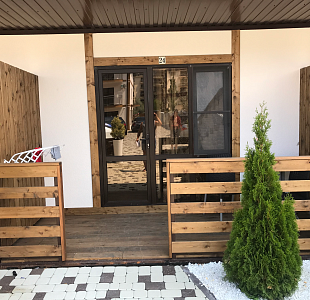 Один из номеров гостиничного комплекса из СИП панелей с ЦСП. Краснодарский край, Анапа